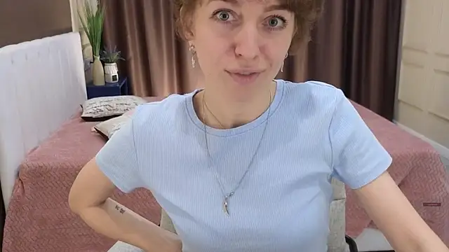 daniellia  online show from October 21, 9:24 am