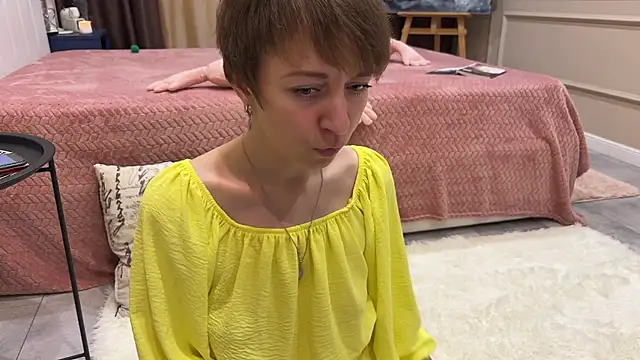 daniellia  online show from December 1, 2:53 pm