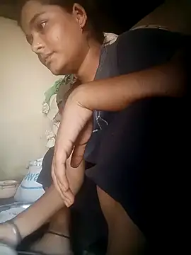 Snapshot of Hot_siiii chatting on September 14, 2:53 am Hot siiii online show from September 14, 2:53 am