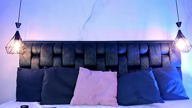 Bellarohs online show from April 23, 8:44 pm