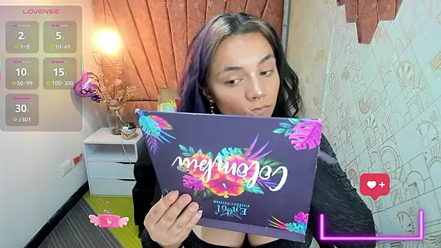 Kiara Cruz   online show from January 13, 9:08 pm