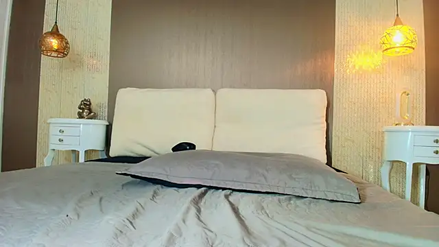 Tiifany Baker online show from January 16, 8:16 pm