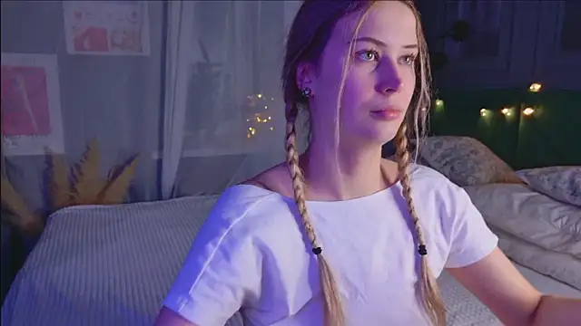 Sofii Ly online show from January 14, 6:07 am