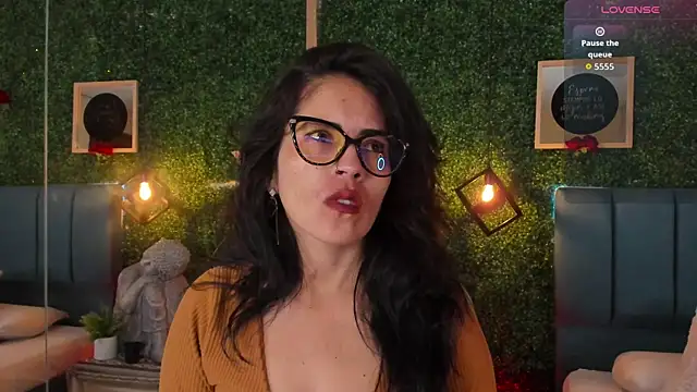 Linagh  online show from December 19, 12:08 pm