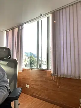 Zoey thompson online show from March 21, 10:04 pm