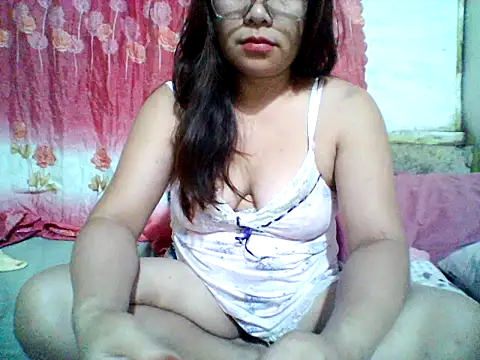 Bianca0516 online show from May 15, 11:35 am