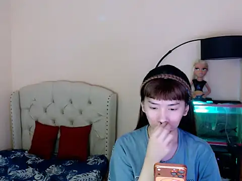 ShantalFoxxy  online show from April 2, 12:30 am