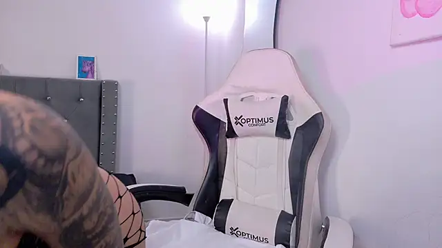 sara queen10 online show from September 30, 6:02 pm