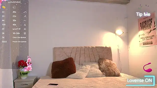 sweet artemiis online show from August 3, 9:09 pm