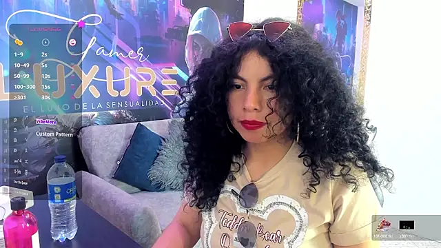 Snapshot of angelita_martins chatting on September 9, 10:20 pm angelita martins online show from September 9, 10:20 pm