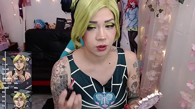 jadedelux  online show from July 28, 8:23 pm