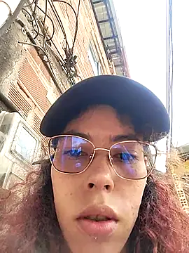 Pamelamiler   online show from April 23, 4:42 pm