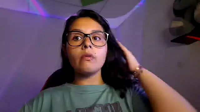 lila kitty81 online show from March 14, 10:44 pm