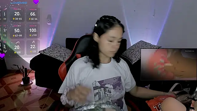 lila kitty81 online show from April 27, 10:51 pm