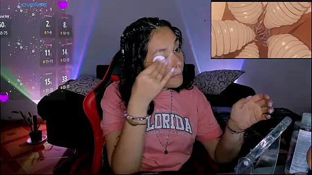 lila kitty81 online show from April 25, 6:16 pm