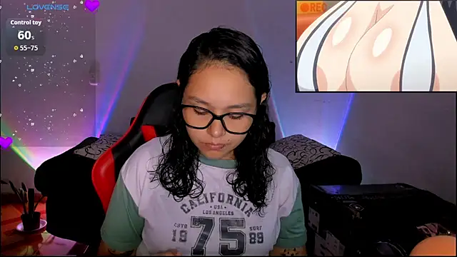 lila kitty81 online show from April 21, 10:06 pm