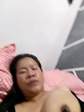 AsianbouncieGIRL online show from May 21, 11:57 pm
