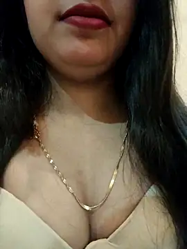 Maahhii 2 online show from November 4, 6:46 pm