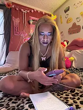 TranSexualJade95 online show from April 26, 9:12 pm