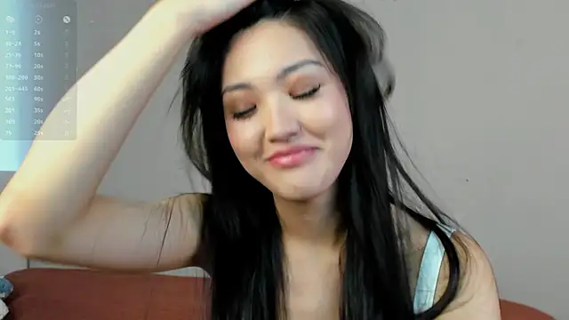 Snapshot of FancyEsten chatting on September 18, 7:29 am FancyEsten online show from September 18, 7:29 am