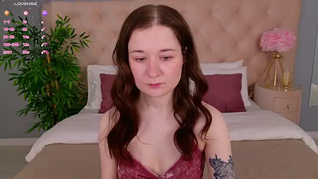 NancyJonson online show from April 25, 3:31 am