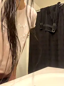 lovinlush online show from November 25, 5:09 am