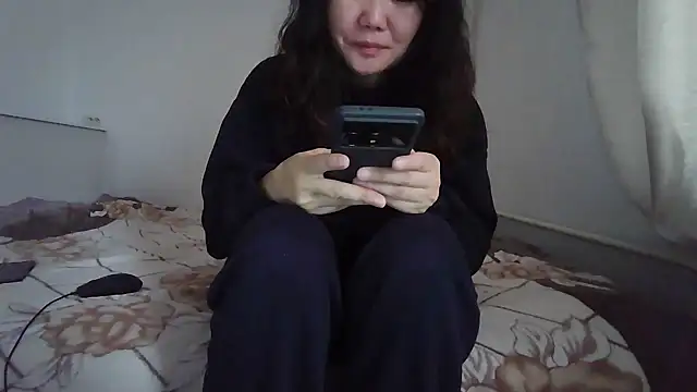 sakuradelreina online show from March 4, 4:30 am