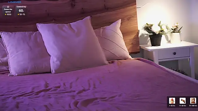 Nerissa xo online show from April 19, 10:59 am