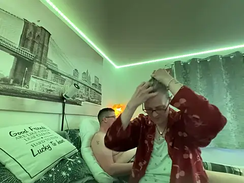 Curvy-Jinx online show from April 23, 7:16 pm