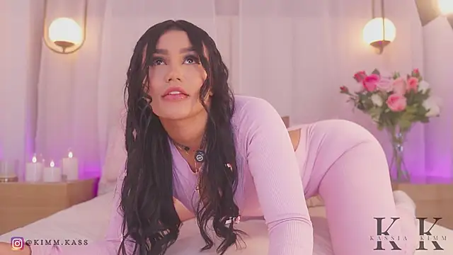 kassia kim online show from April 27, 5:59 am