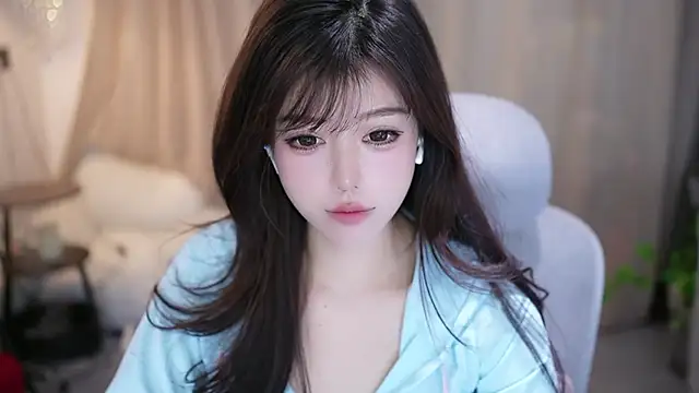 Fortune2Me online show from February 12, 6:15 am