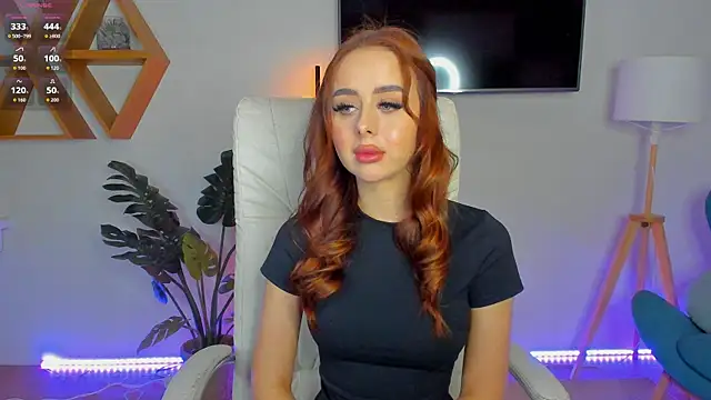 Baby  Lola online show from April 9, 12:43 pm