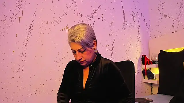 JaddeWalker online show from December 1, 11:25 am