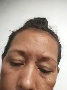 Snapshot of marinita13 chatting on October 11, 1:10 am marinita13 online show from October 11, 1:10 am