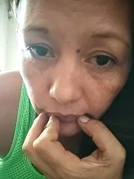 Snapshot of marinita13 chatting on September 15, 6:59 pm marinita13 online show from September 15, 6:59 pm