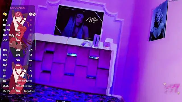 LADY-HOT-SEXY- online show from June 3, 11:10 pm
