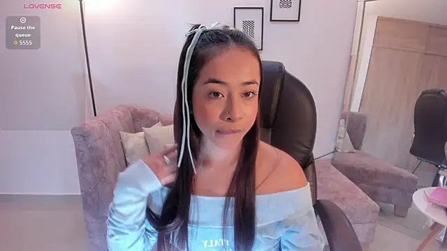 July Adams online show from June 12, 3:14 am