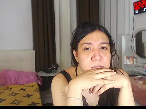 stellahugeX online show from April 25, 2:47 pm