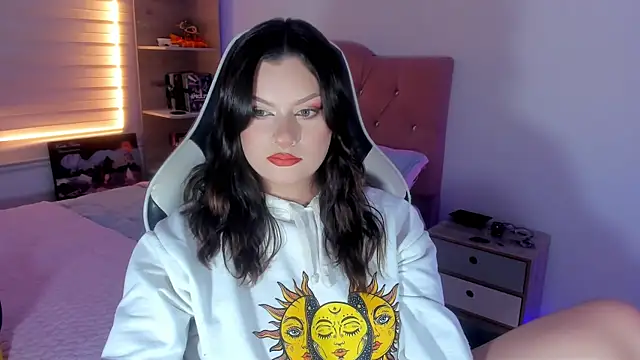 OphelianaRose33 online show from June 24, 10:20 pm