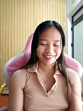 Snapshot of Na_na90 chatting on October 8, 12:15 am Na na90 online show from October 8, 12:15 am