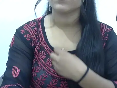 LIYO  online show from July 7, 6:58 am