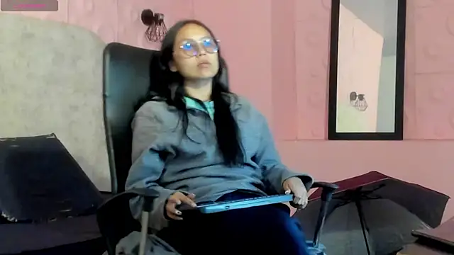 katalina07 1 online show from April 29, 5:15 pm