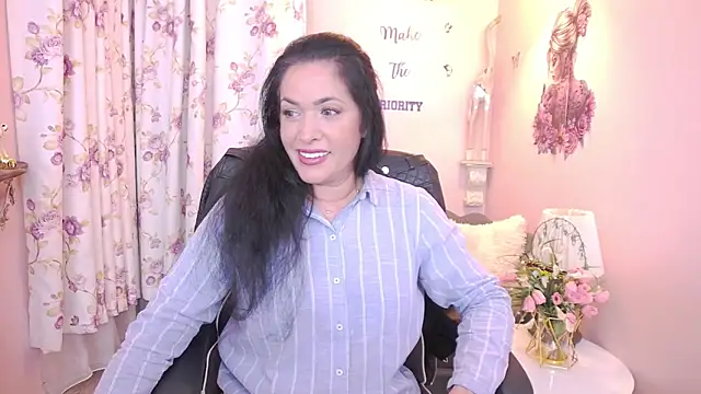 MyLovOne online show from April 22, 1:52 pm