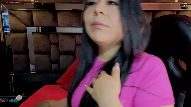 Aniajoness  online show from November 17, 4:57 am