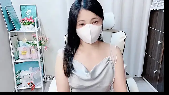 phuongnhi  online show from June 9, 11:53 am