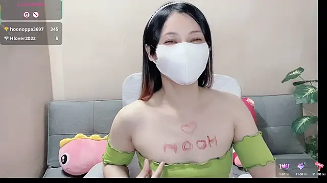 Snapshot of phuongnhi_ chatting on September 17, 1:42 pm phuongnhi online show from September 17, 1:42 pm