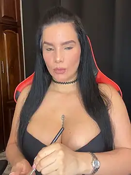 Snapshot of carol_cruz133 chatting on October 7, 11:09 pm carol cruz133 online show from October 7, 11:09 pm