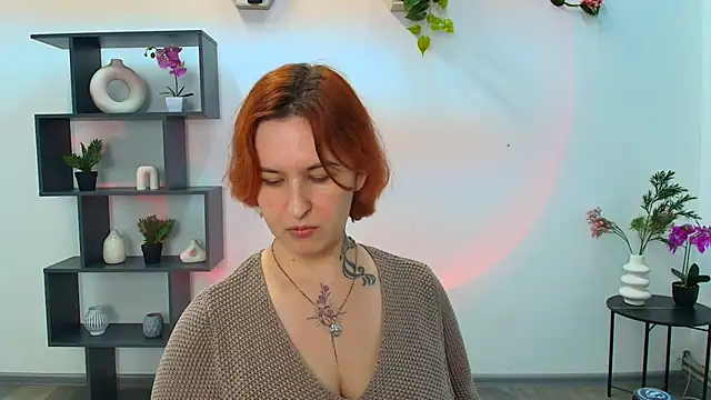 Snapshot of RubyHolmess chatting on October 9, 6:01 pm RubyHolmess online show from October 9, 6:01 pm