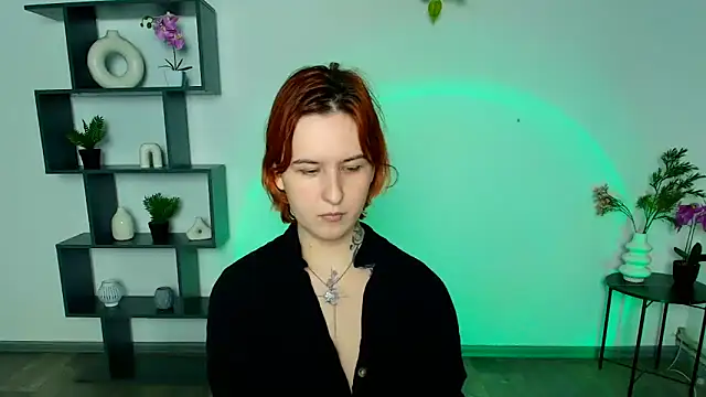 Snapshot of RubyHolmess chatting on October 13, 6:21 pm RubyHolmess online show from October 13, 6:21 pm