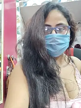 Snapshot of nisha_1110 chatting on September 15, 6:48 pm nisha 1110 online show from September 15, 6:48 pm